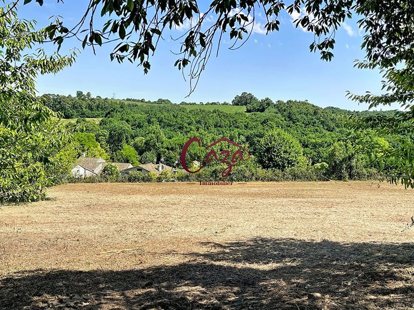 Image de terrain à Saint-Genès-de-Lombaud