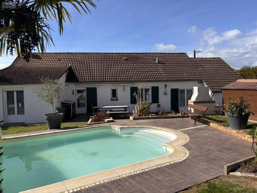 Image Piscine à  maison individuelle de Berfay