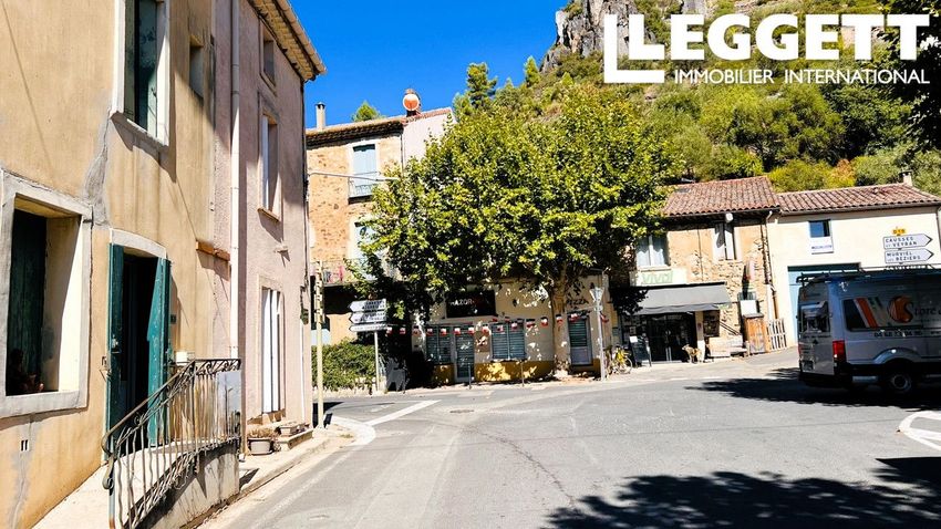 Image Façade à  maison de village de Roquebrun