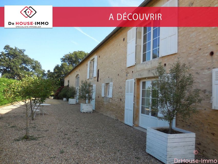 Image Façade à  villa de Chauvigny