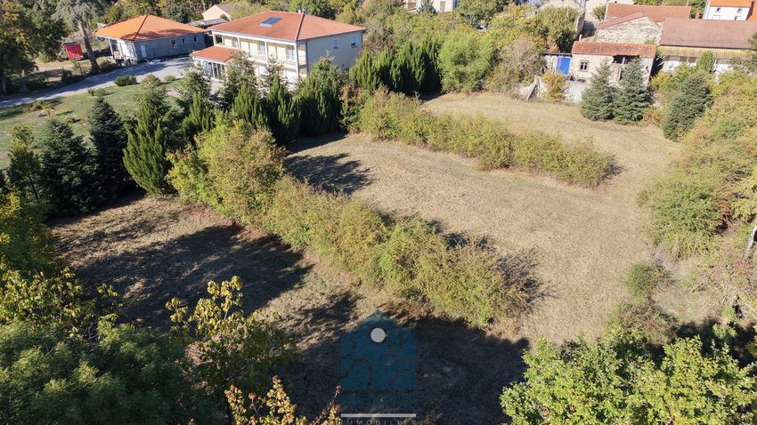 Image de terrain à Chemin des Prés