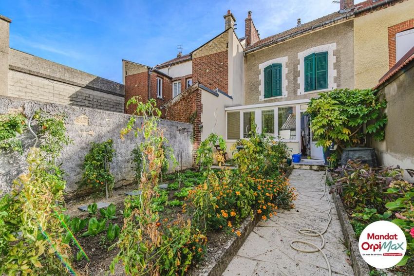 Image Façade à  maison mitoyenne de Épernay