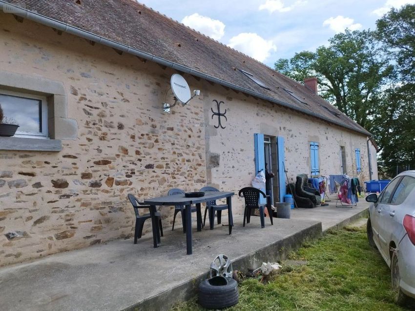Image Façade à  maison individuelle de Feusines