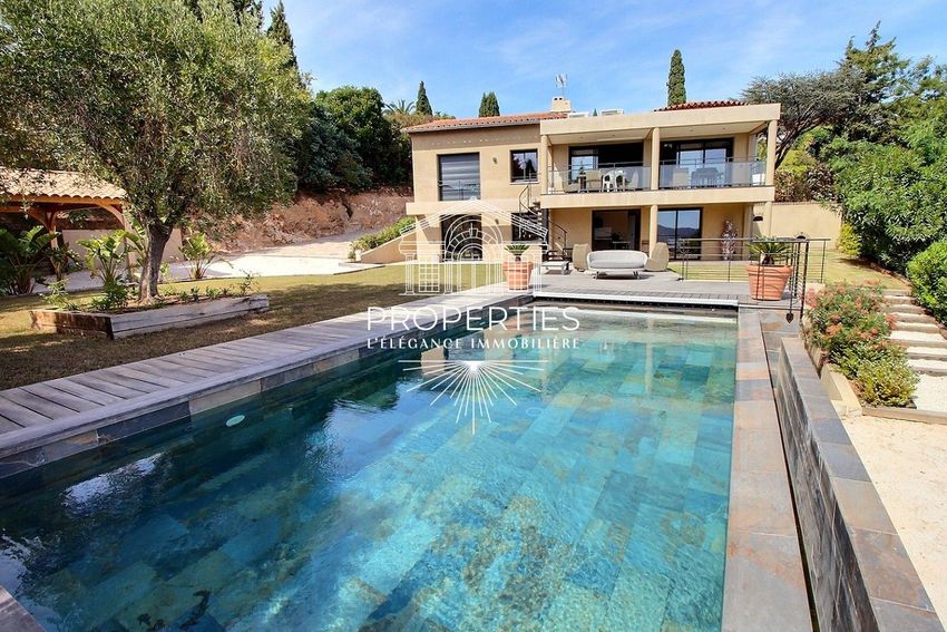 Image Piscine à  maison individuelle de Le Lavandou