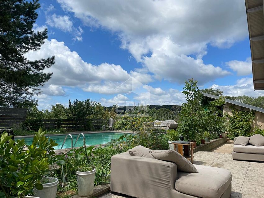 Image Piscine à  maison individuelle de Mazerolles-le-Salin