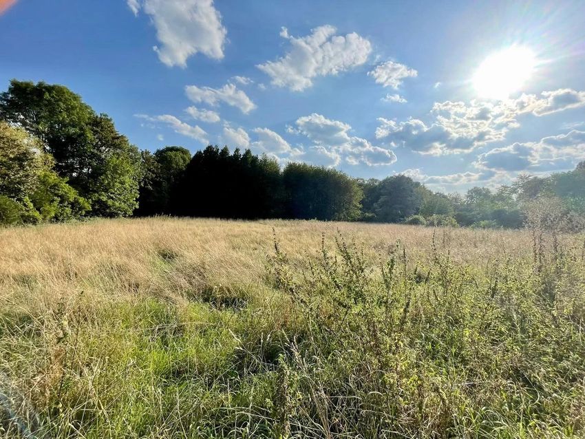 Image Vue à terrain de Amblainville