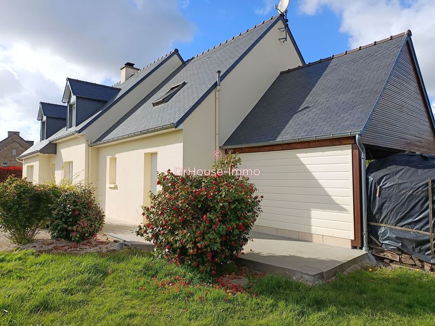 Image Façade à  villa de Ducey-Les Chéris