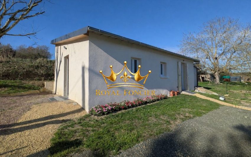 Image Façade à  maison individuelle de Oyré