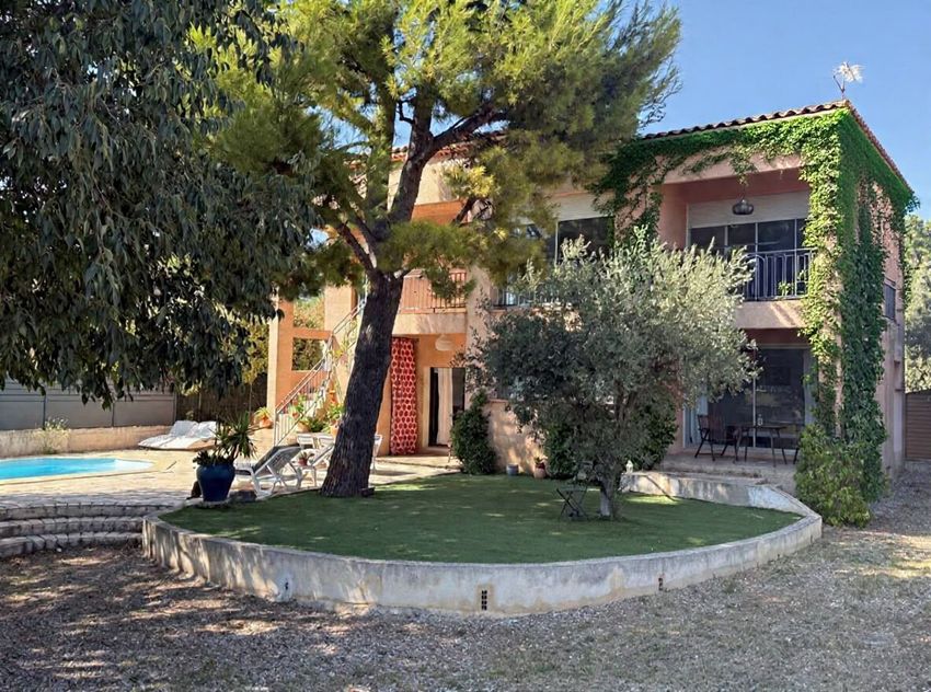 Image Façade à  maison individuelle de Allauch