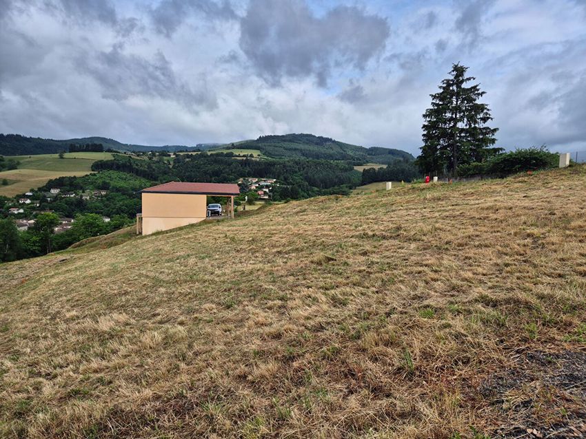Image Vue à terrain de Lamure-sur-Azergues