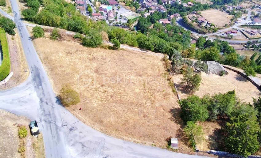 Image de terrain à Belmont-sur-Rance