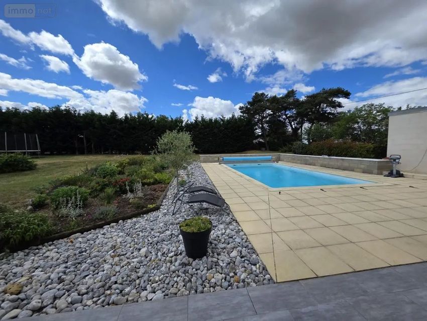 Image Piscine à  maison individuelle de Méreau