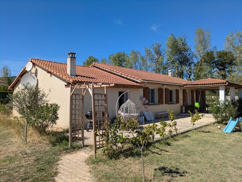 Image Façade à  maison individuelle de Peaugres