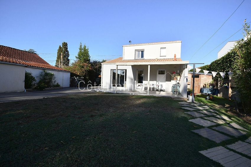 Image Façade à  maison individuelle de Bouguenais