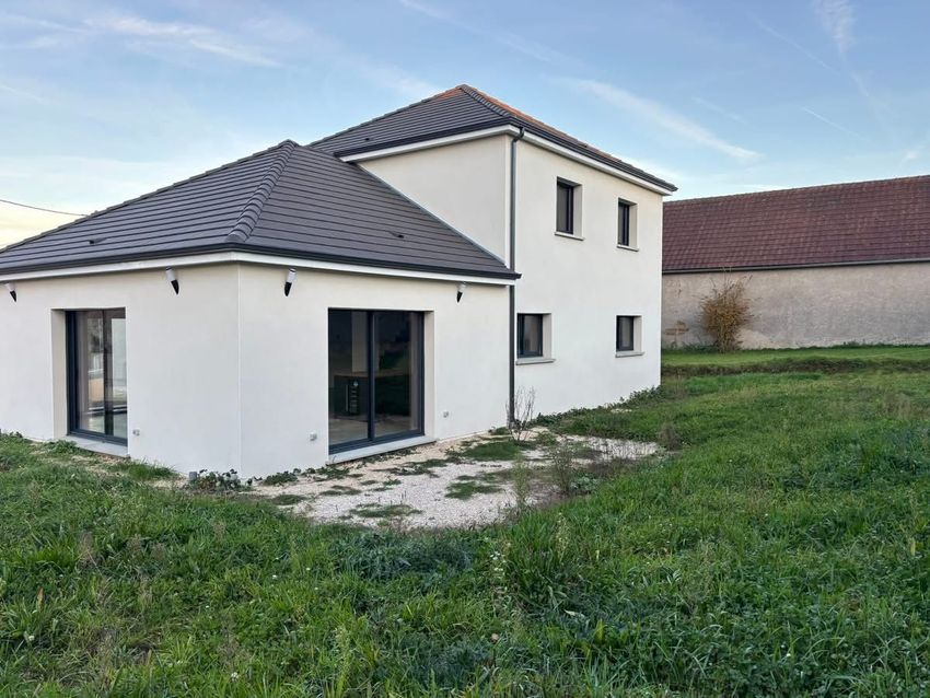 Image Façade à  maison individuelle de Poncey-lès-Athée