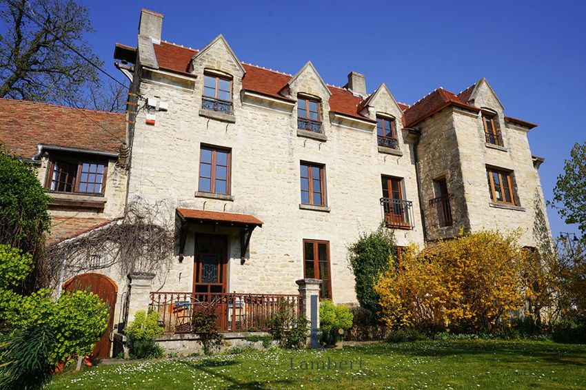 Image Façade à  maison mitoyenne de Verneuil-sur-Seine