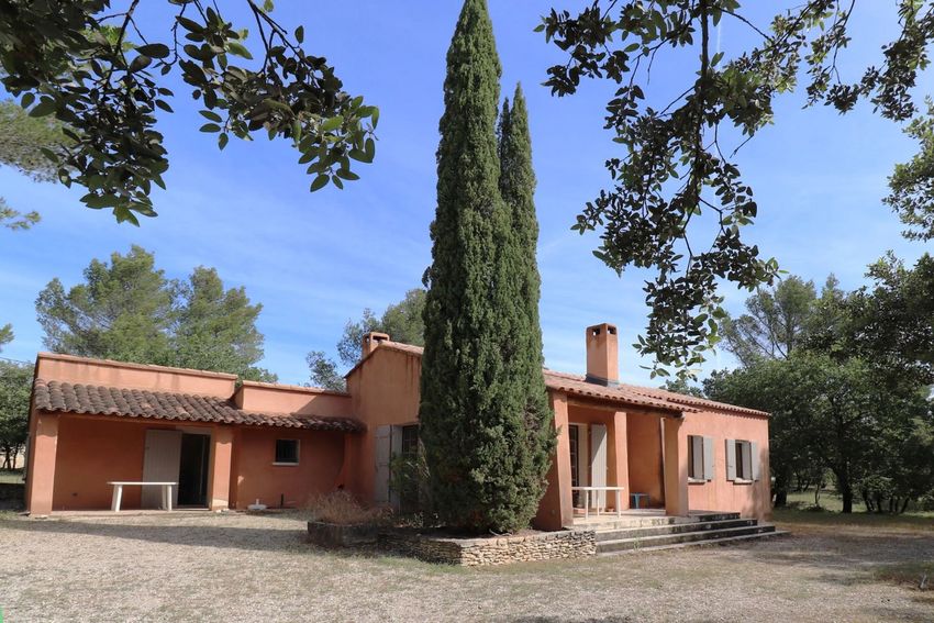Image Façade à  maison individuelle de Roussillon