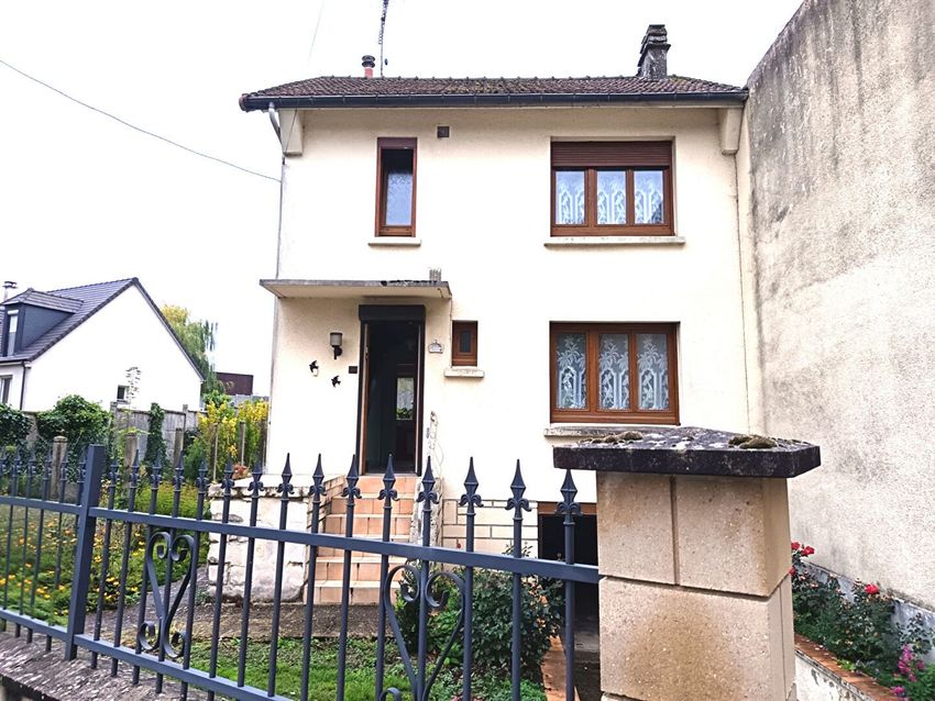 Image Façade à  maison mitoyenne de Bohain-en-Vermandois
