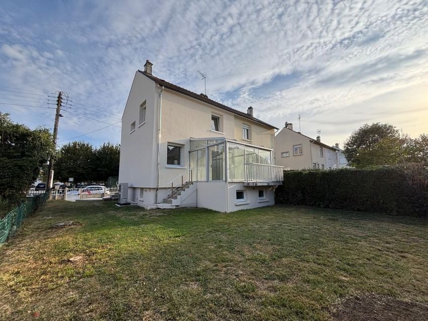 Image Façade à  maison individuelle de Alençon