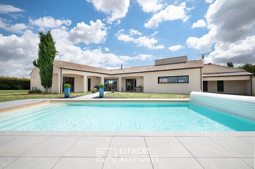 Image Piscine à  maison individuelle de Fréjairolles