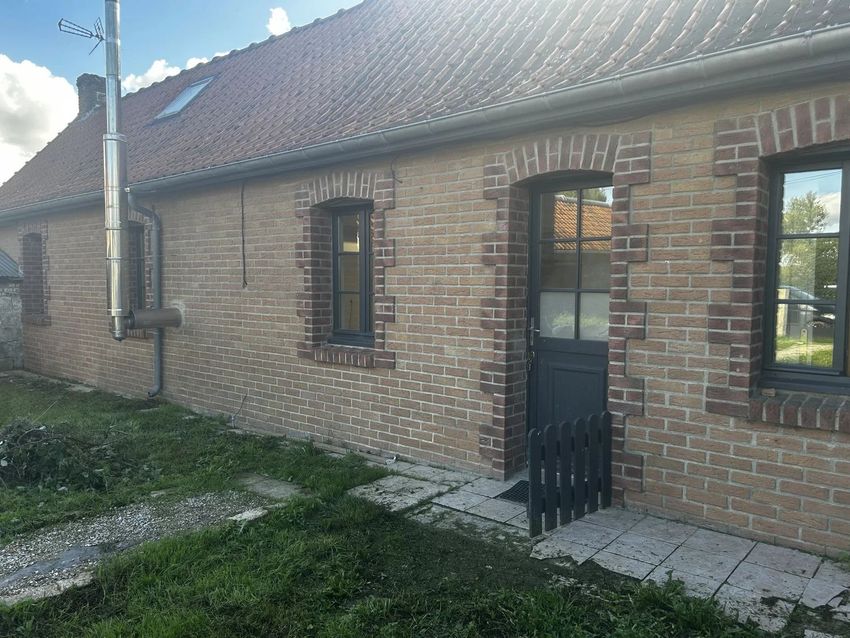 Image Façade à  maison de village de Herly