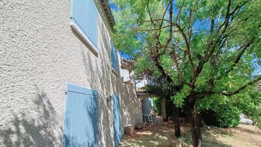 Image Façade à  maison individuelle de Millau