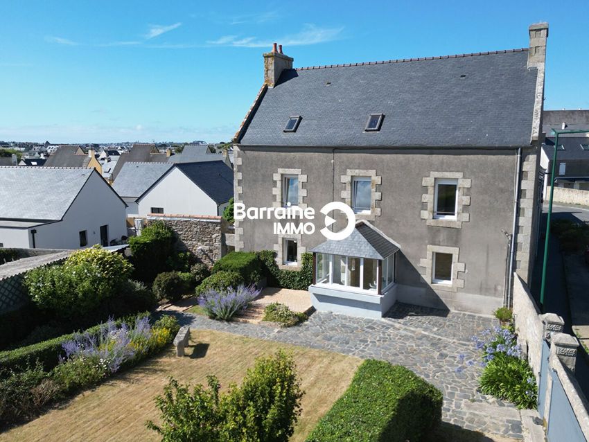 Image Façade à  maison mitoyenne de Roscoff