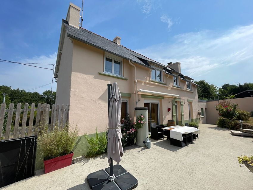 Image Façade à  maison individuelle de Fouesnant