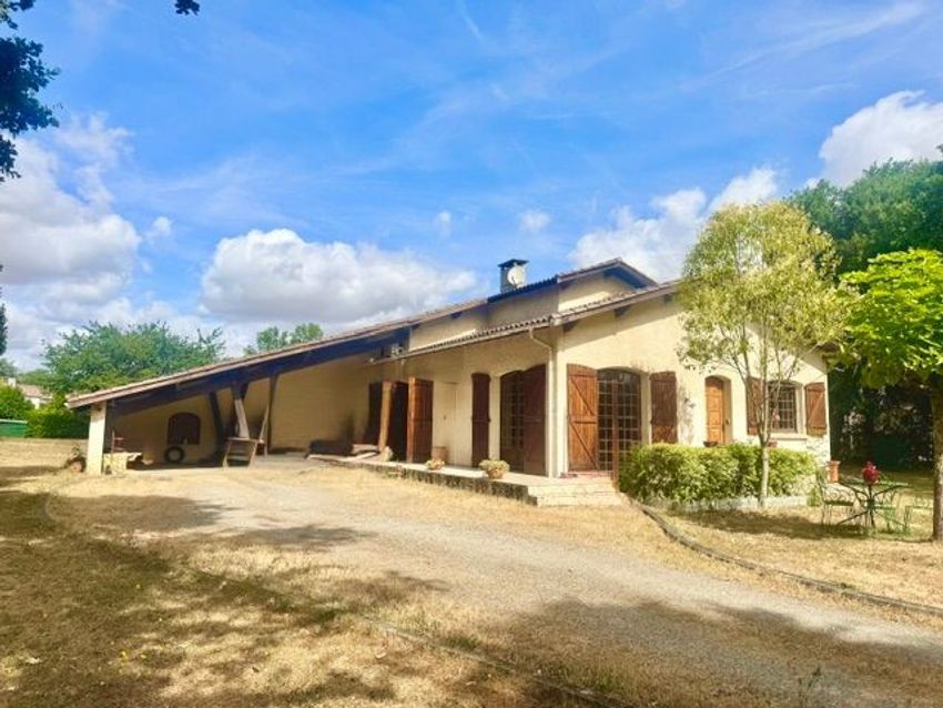 Image Façade à  maison individuelle de Fonsorbes