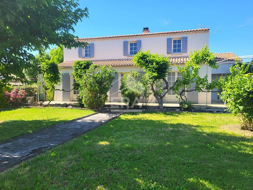 Image Façade à  maison individuelle de L'Isle-sur-la-Sorgue