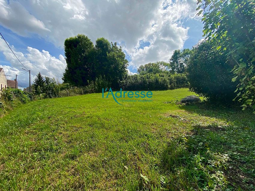 Image de terrain à Oinville-sur-Montcient