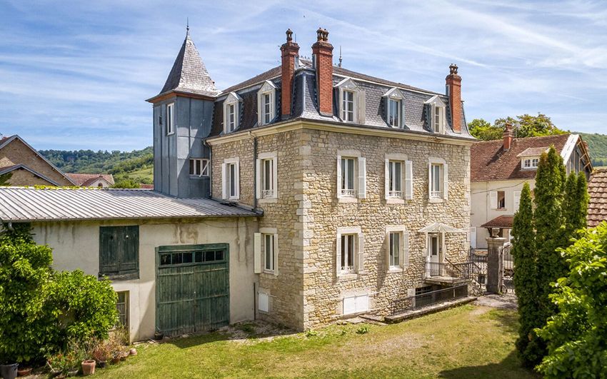 Image Façade à  manoir de Hauteroche