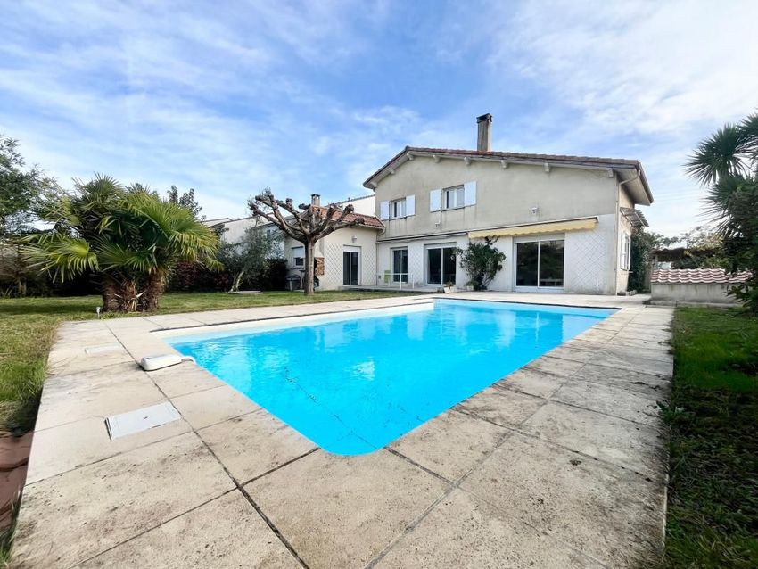 Image Piscine à  maison individuelle de Mérignac
