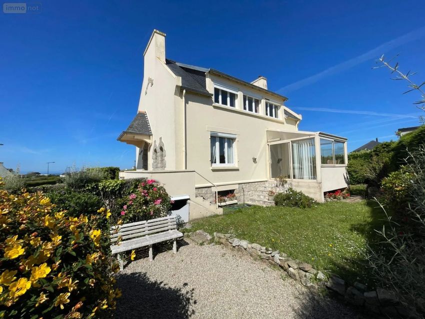 Image Façade à  maison individuelle de Roscoff