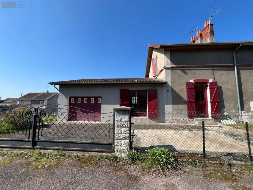Image Façade à  maison individuelle de Montceau-les-Mines