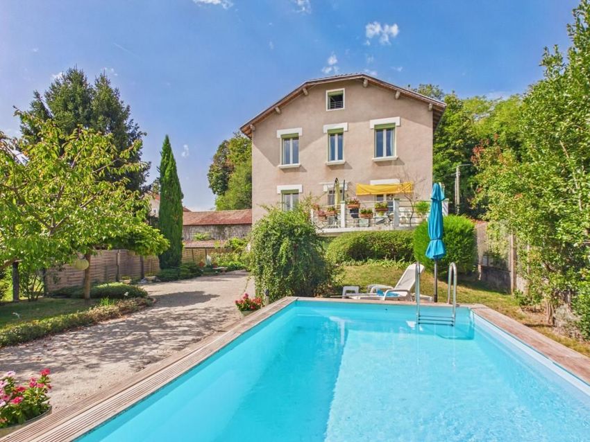 Image Piscine à  maison individuelle de Saint-Marcellin