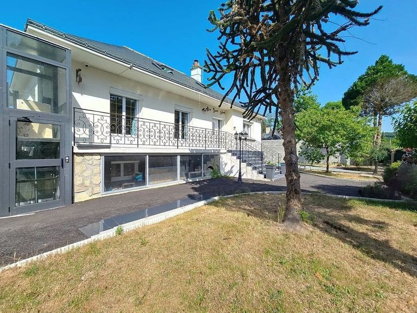 Image Façade à  maison individuelle de Monts