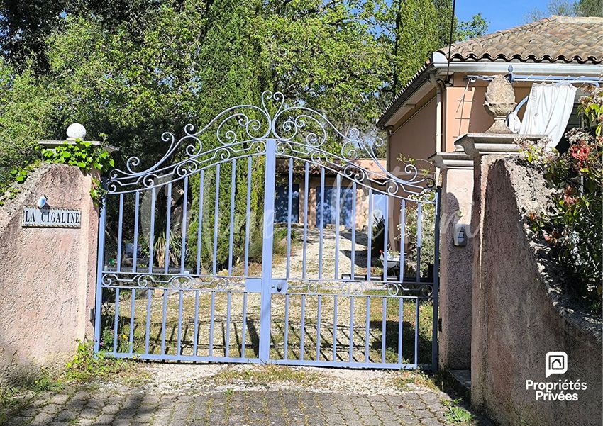 Image Façade à  maison individuelle de Le Thoronet
