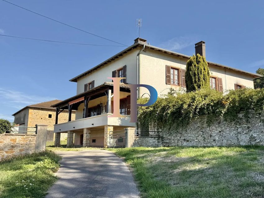 Image Façade à  maison individuelle de Charlieu