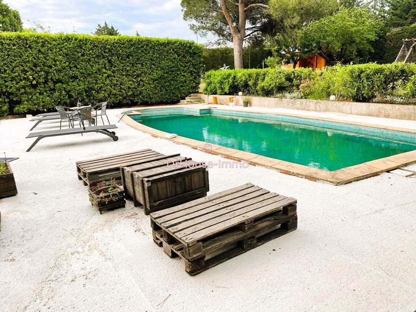 Image Piscine à  villa de Générac