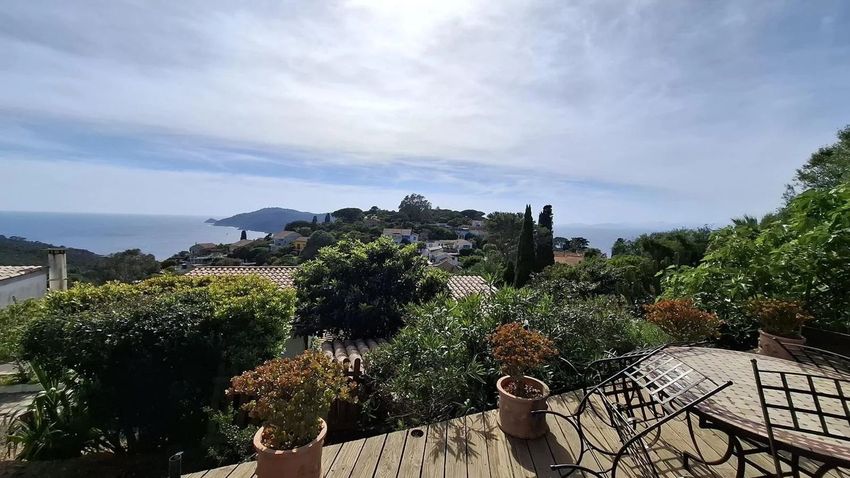 Image de  maison individuelle à Hyères