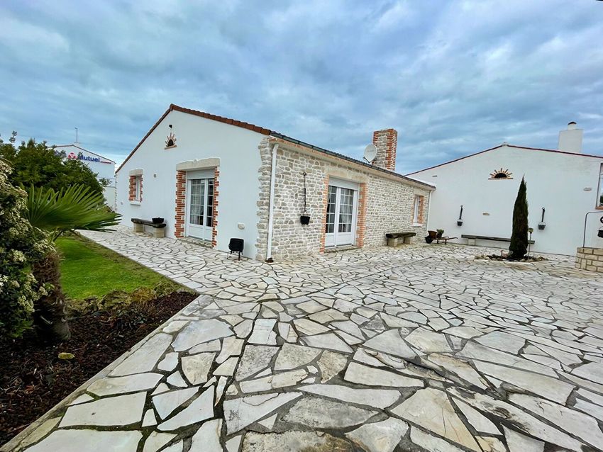 Image Façade à  maison individuelle de L'Aiguillon-la-Presqu'île