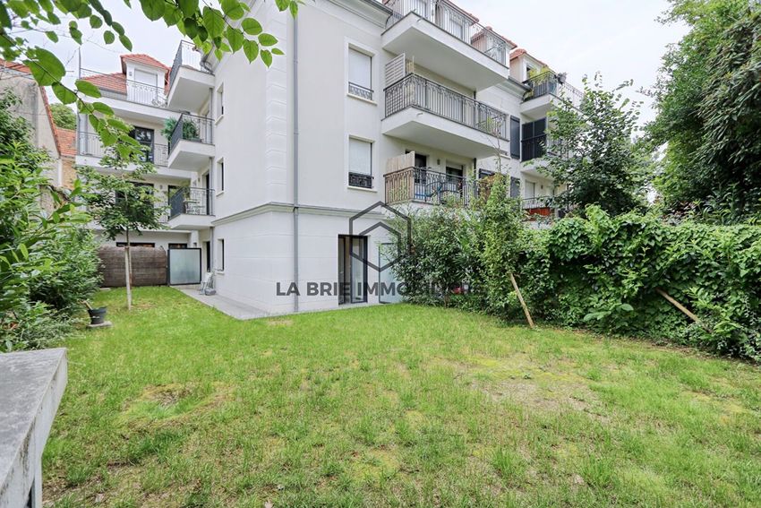 Image Façade à appartement de Villecresnes
