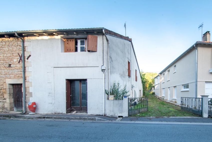Image Façade à  maison individuelle de Gouex