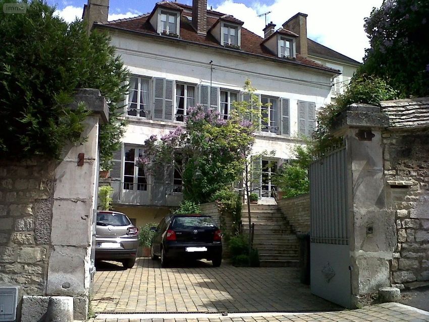 Image Façade à  maison individuelle de Tonnerre