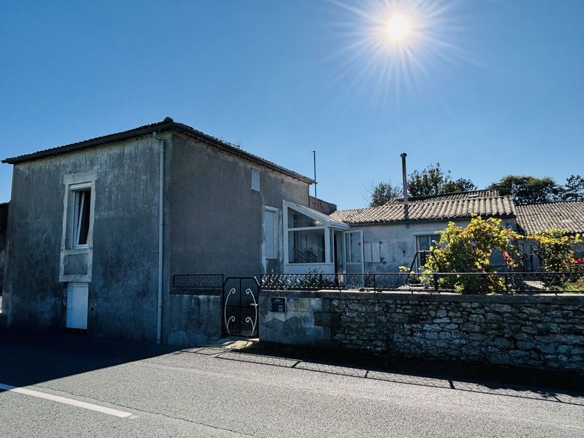 Image Façade à  maison individuelle de Barzan