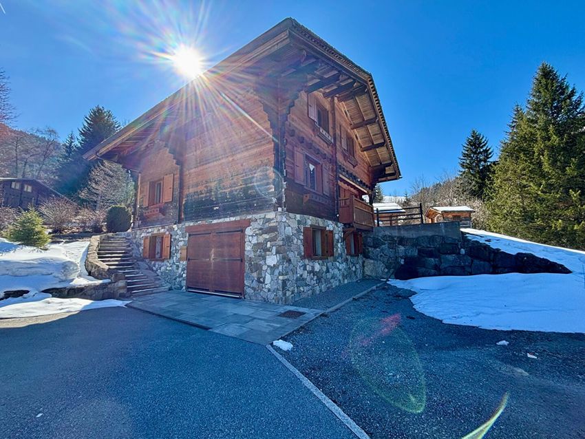 Image Façade à  maison individuelle de La Clusaz