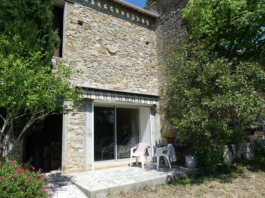 Image Façade à  maison mitoyenne de Val-de-Dagne