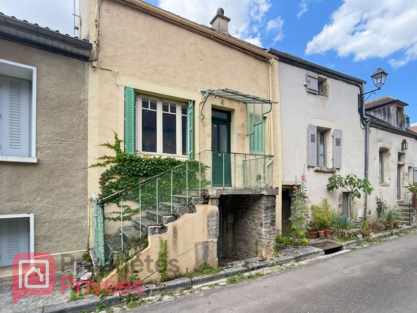 Image Façade à  maison mitoyenne de Noyers
