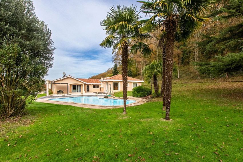 Image Piscine à  maison individuelle de Aire-sur-l'Adour